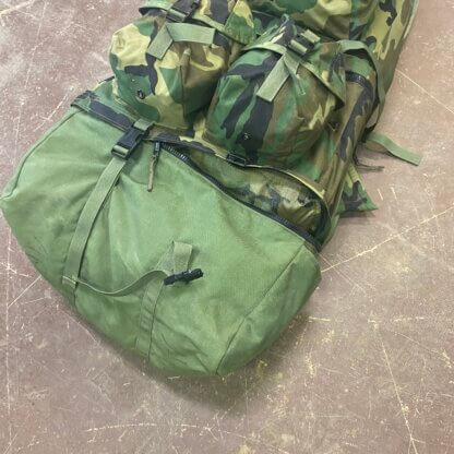 USGI Mounted Crewman Compartmented Bag, MCCEB, Woodland Camo - Image 3