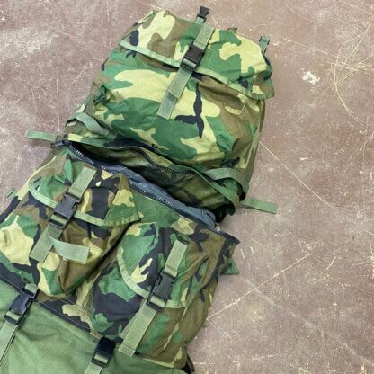 USGI Mounted Crewman Compartmented Bag, MCCEB, Woodland Camo - Image 5