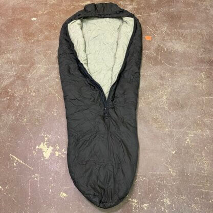 USMC Extreme Cold Weather Outer Sleeping Bag - Image 2